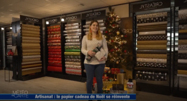 le papier cadeau de Noël se réinvente le papier cadeau de Noël se réinvente