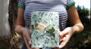 DIY-17-05-v2 emballer un cadeau sans scotch